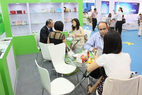 2015 亚洲食品配料、健康天然原料中国展． Hi & Fi Asia-China